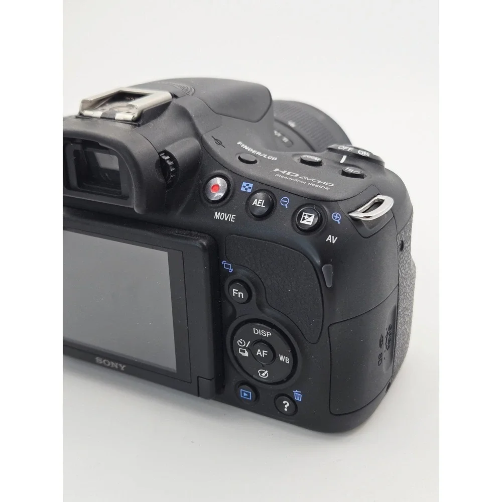 Sony Alpha A58 DSLR Digital Camera 20.1MP- 18-55mm Lens Vivitar Flash WORKS-READ